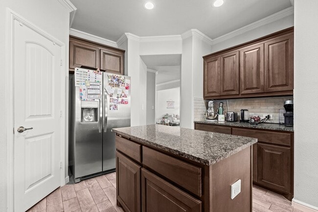 Building Photo - 602 Dupont Ct