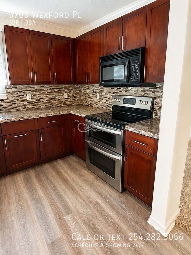 Building Photo - 5703 Wexford Pl