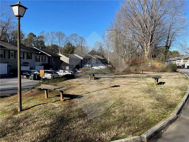Building Photo - 4267 Grogan St