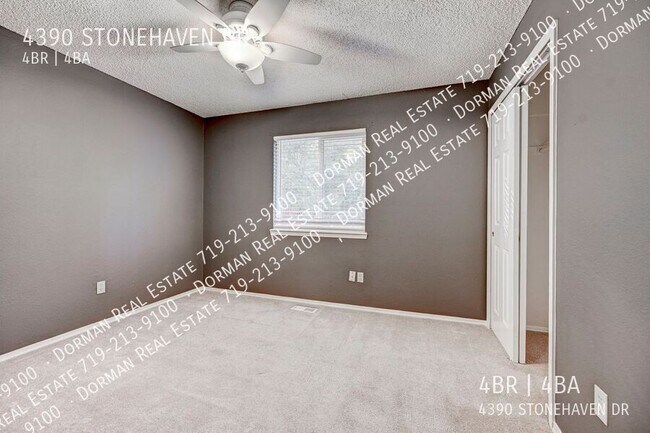 Building Photo - 4390 Stonehaven Dr