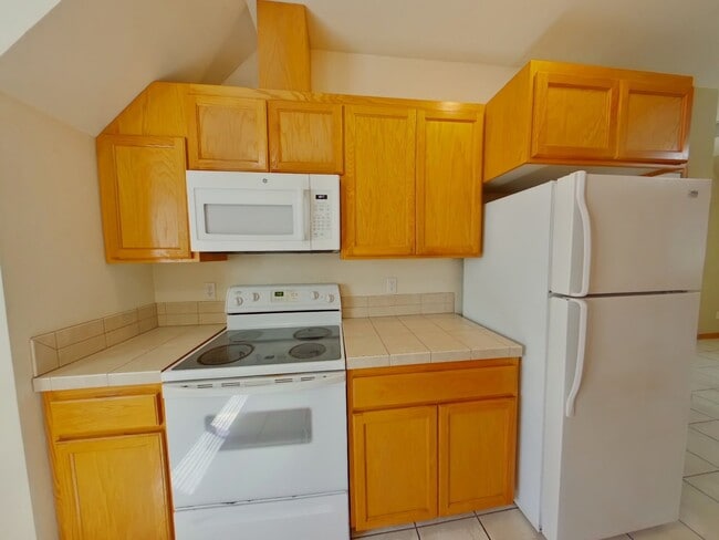 Building Photo - 720 NW 2nd St