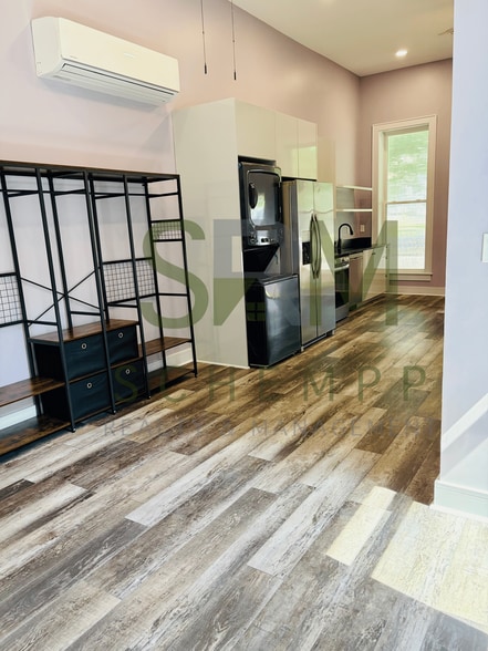 Building Photo - 2722 Portland Ave