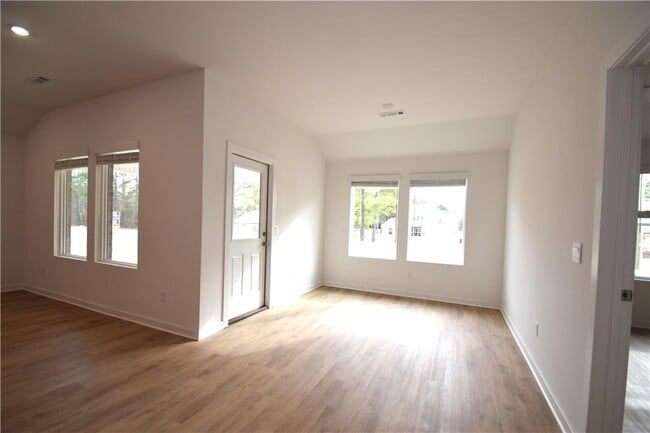 Building Photo - 373 Florida Ave