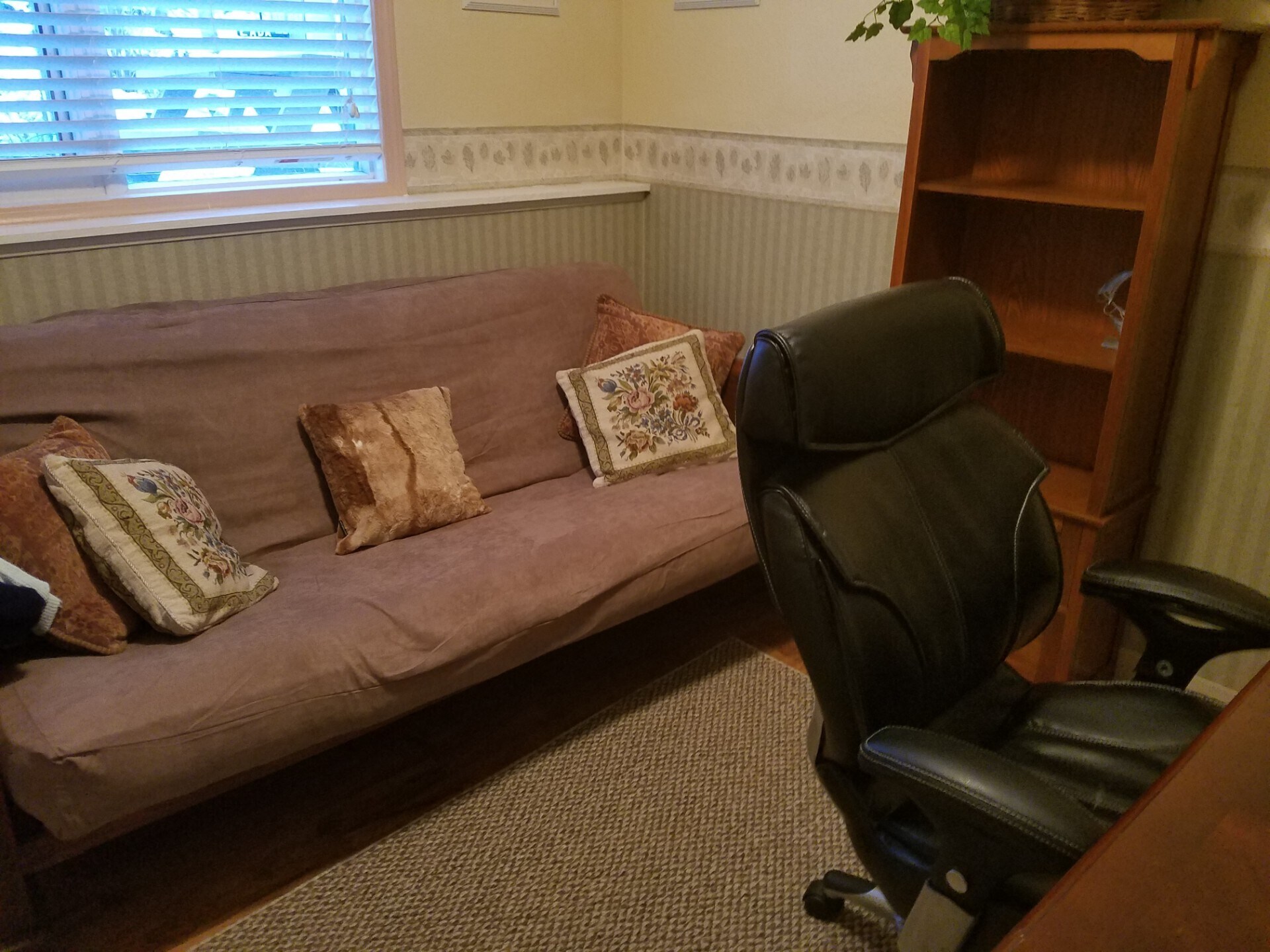 2nd bedroom/office - 2110 Tudor Hills Ct