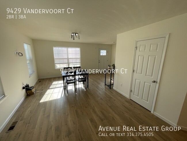 Building Photo - 9429 Vandervoort Ct