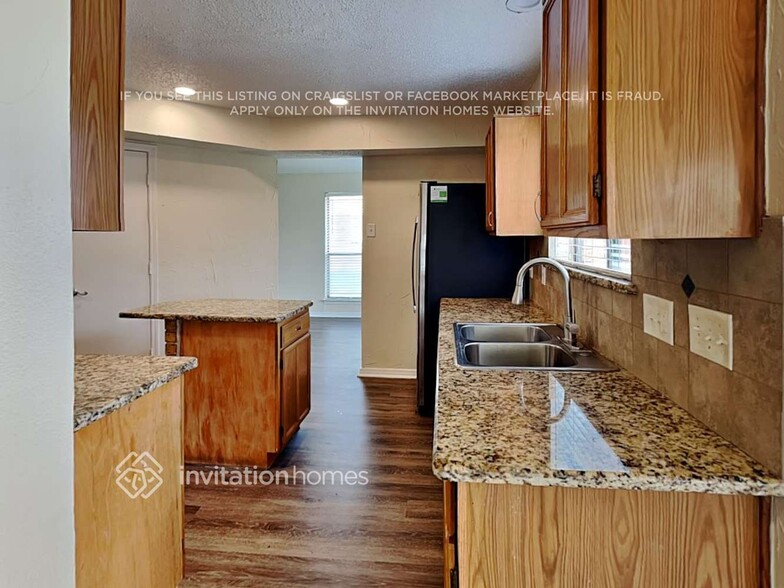 Building Photo - 2113 Stein Way