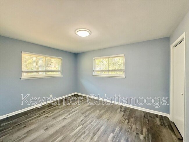 Building Photo - 33 Brumby Rd