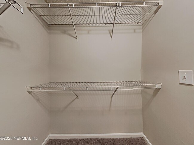 Building Photo - 6075 Scenic Meadow Ln