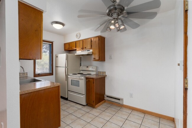 Building Photo - 2600 W Zia Rd