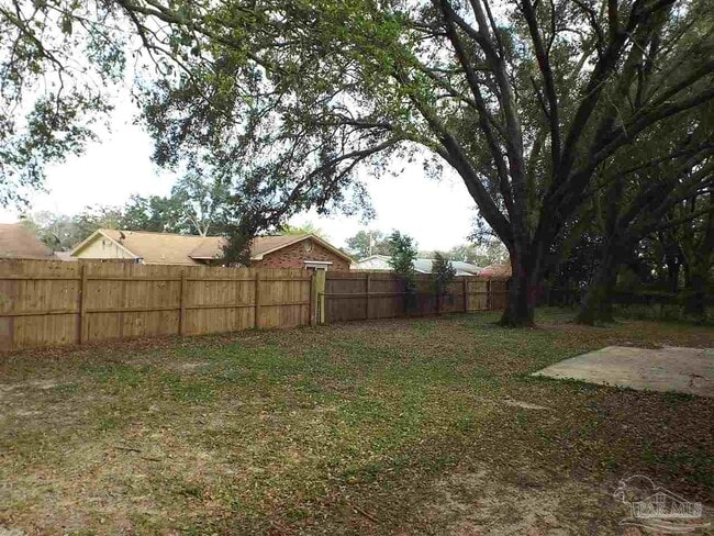 Building Photo - 3160 Palmdale Ave
