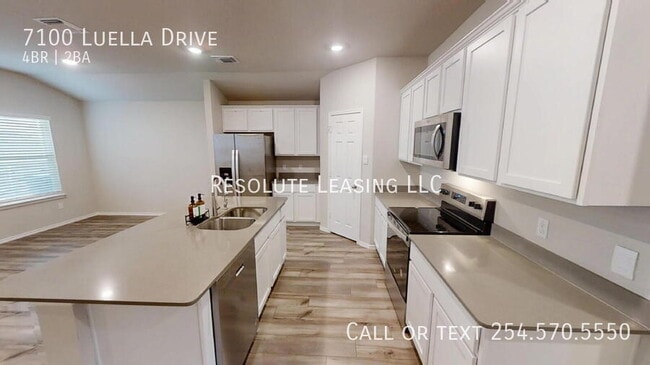 Building Photo - 7100 Luella Dr