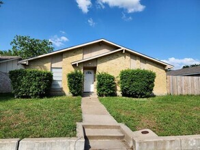 Building Photo - 6215 Cedar Ln
