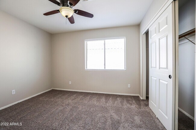 Building Photo - 16462 W Sandra Ln