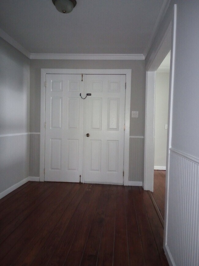 Building Photo - 1509 Caldwell St