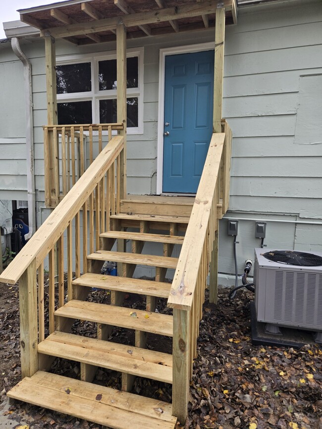 New back stairs - 401 North St