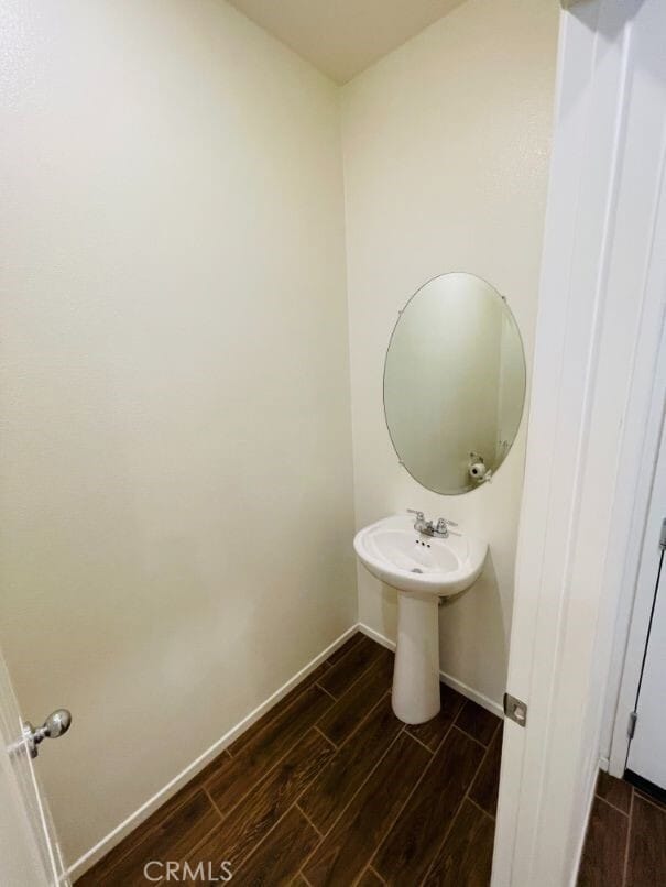 Building Photo - 30316 Town Square Dr