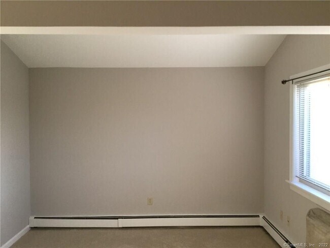 Building Photo - 157 Woodland Dr