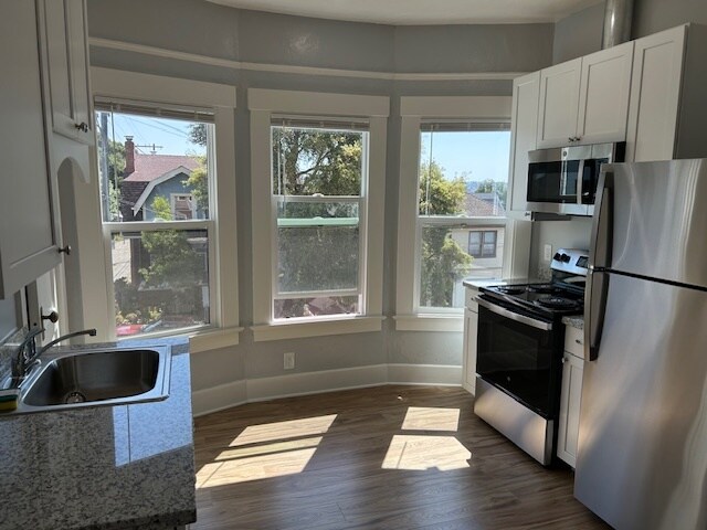 Building Photo - 815 Napa St