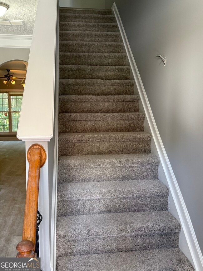 Building Photo - 2743 Halligan Point