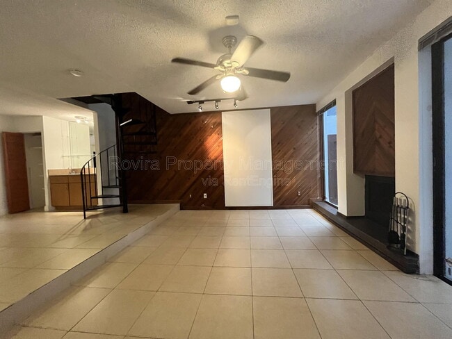 Building Photo - 2180 Brickell Ave