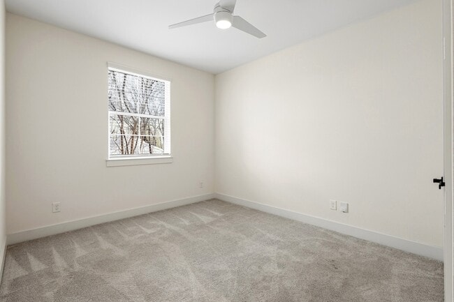 Building Photo - 1007 Mount Auburn Ave