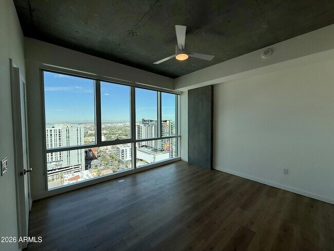 Building Photo - 777 N Central Ave