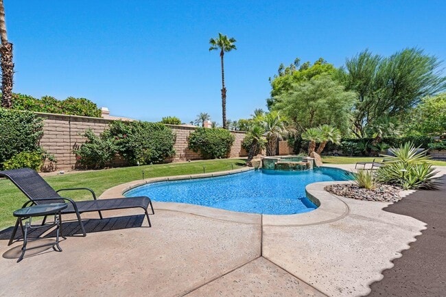 Building Photo - 48476 Bighorn Dr