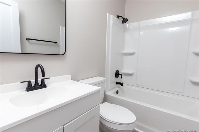 Building Photo - 6341 Cliffdale Rd