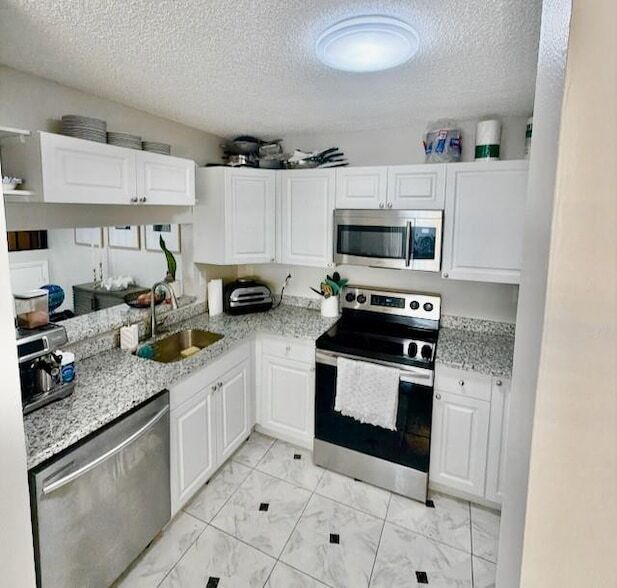 Building Photo - 21204 Harbor Way