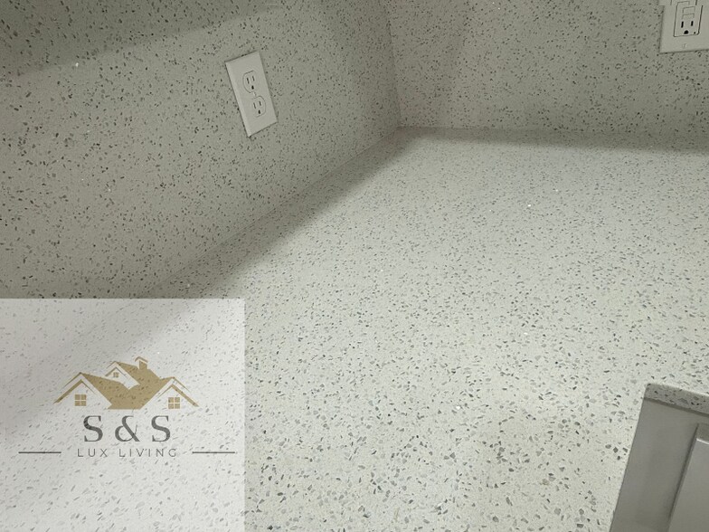 Building Photo - 11306 N 24th St