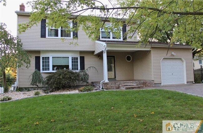 Primary Photo - 14 Everton Dr