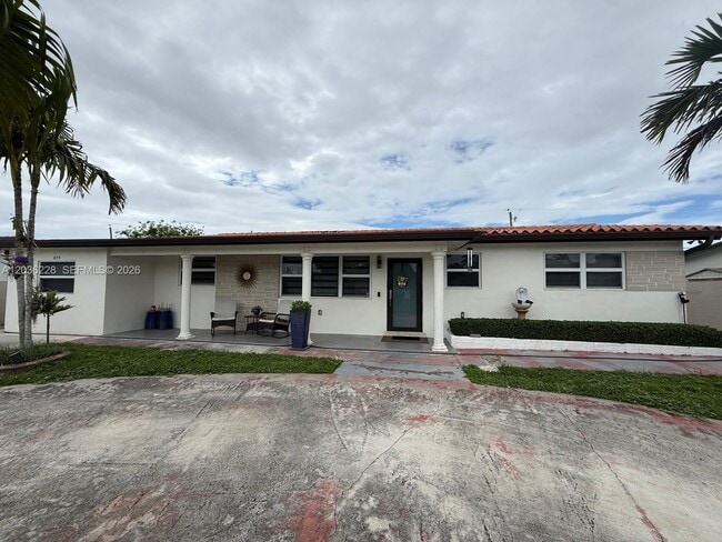 Building Photo - 7001 W 35th Ave