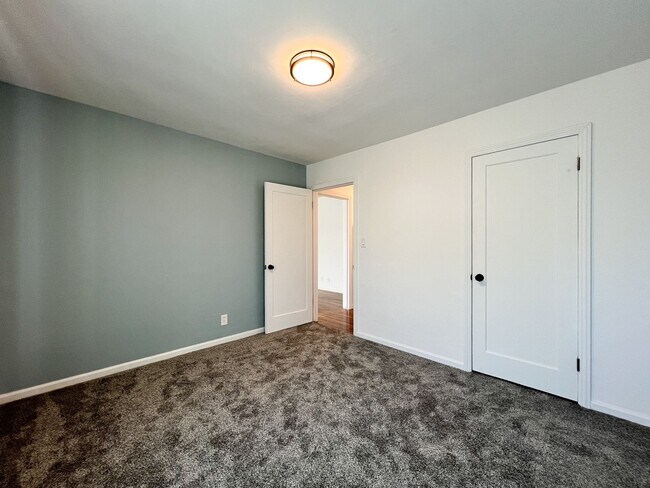 Building Photo - Charming Westwood Cottage in the Heart of Napa