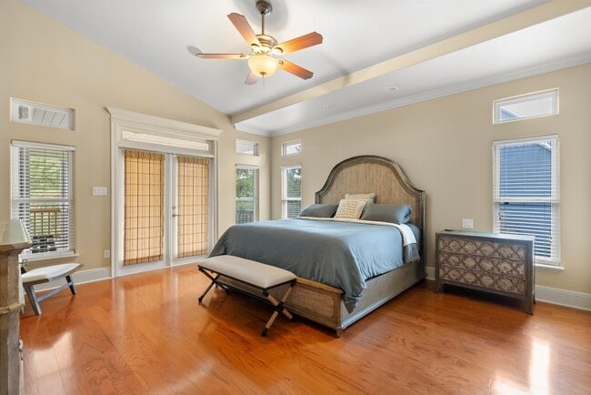 Building Photo - 5004 Cypress Lake Dr