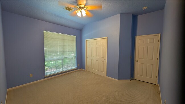 Building Photo - 23206 Colony Green Dr