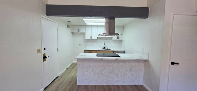 Building Photo - 9628-9628 Bradhugh Ct