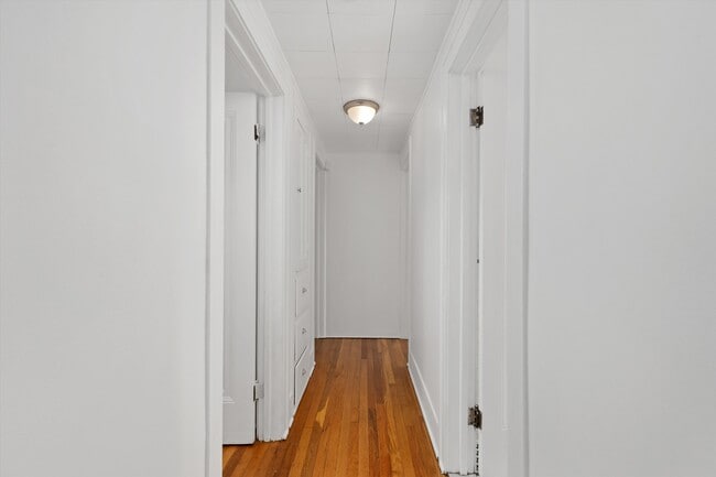 Building Photo - 3998 Haverhill St
