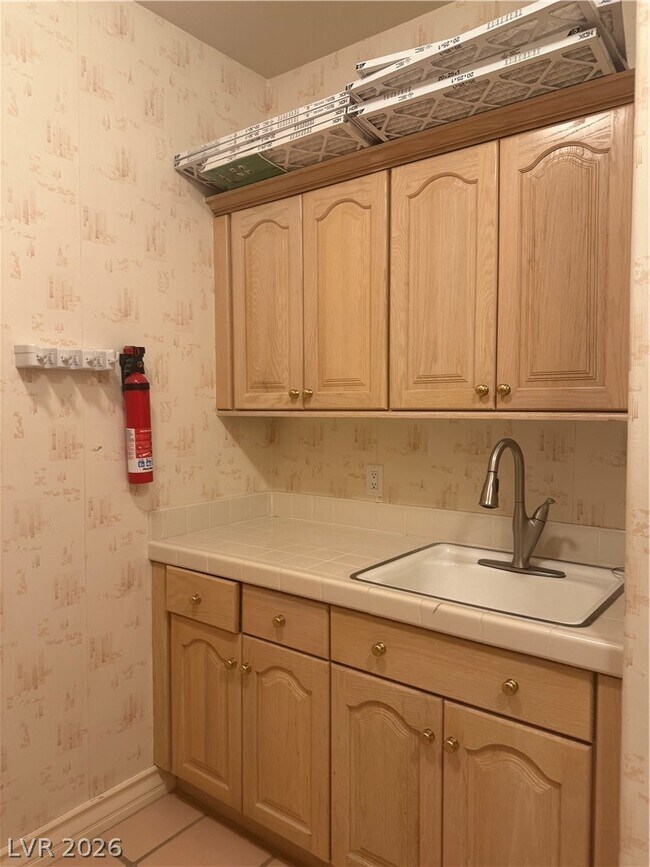 Building Photo - 3167 Lido Isle Ct