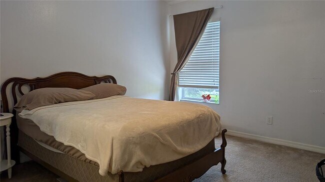 Building Photo - 16320 Swan View Cir