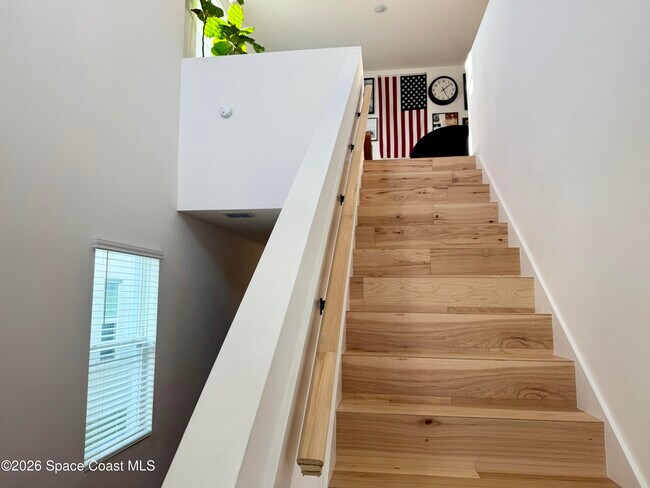Building Photo - 1192 Canfield Cir