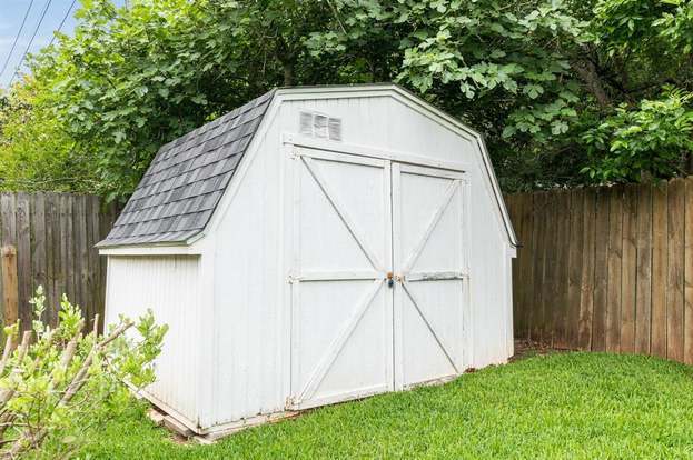 Building Photo - 2435 Country Pl Dr