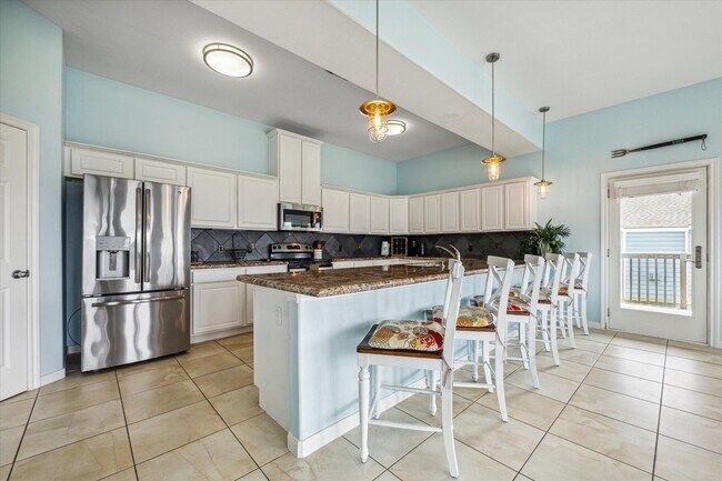Building Photo - 4015 War Chest Ct