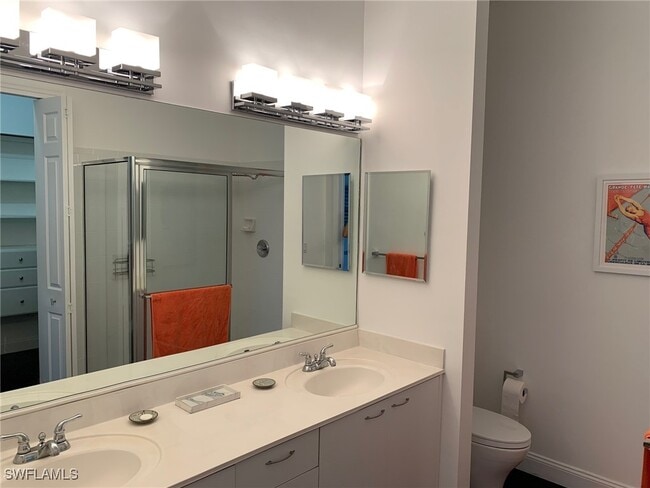 Building Photo - 6537 Ilex Cir