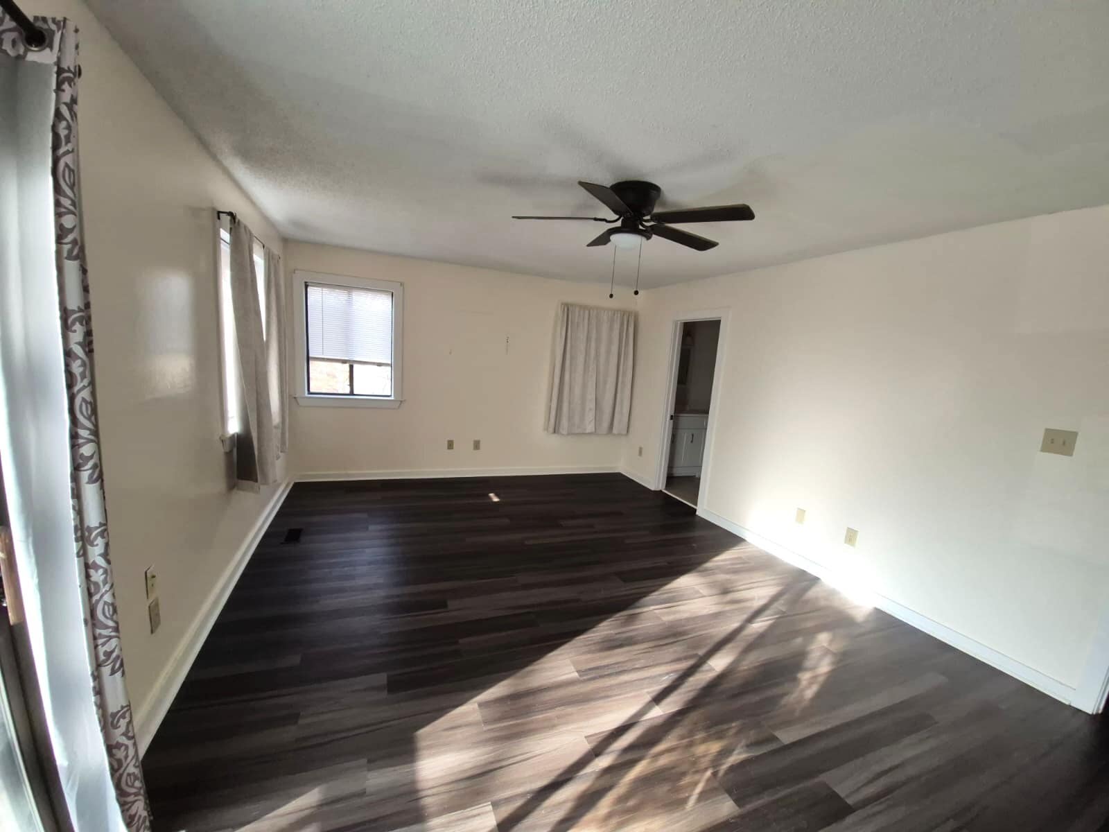 Building Photo - 217 Bridgewater Dr