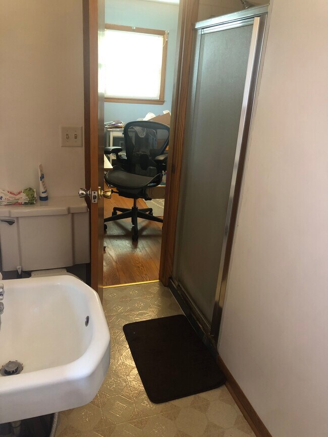 Building Photo - 306 S Franklin St