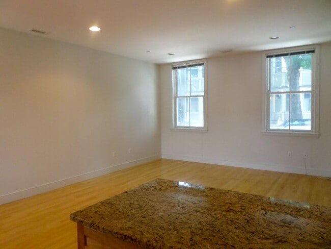 Building Photo - 111 2nd St