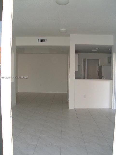 Building Photo - 6630 NW 114th Ave