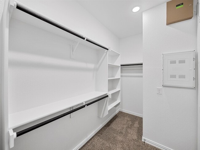 Building Photo - 3049 Elmwood St