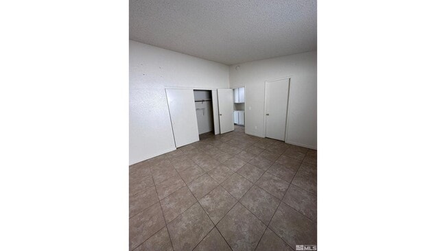 Building Photo - 1841 Burnside Dr