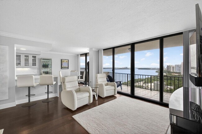 Building Photo - 4200 N Ocean Dr